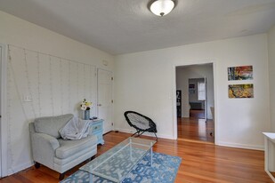 41 S Walnut St, Unit 2 Apartments