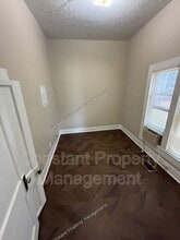 825 E Broadway St in Griffin, GA - Building Photo - Building Photo