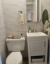 2 Richmond Rd, Unit 4F in Lido Beach, NY - Foto de edificio - Building Photo