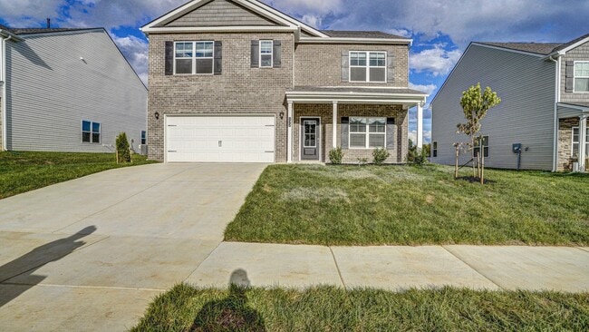 172 Tanasqui Dr in Johnson City, TN - Building Photo - Building Photo