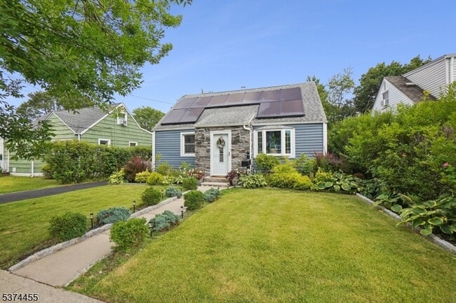 51 Brookhill Ter in Clifton, NJ - Building Photo - Building Photo