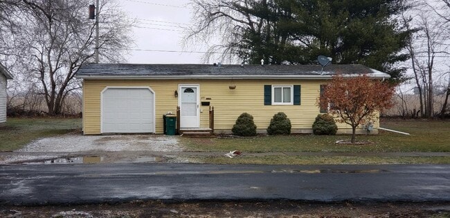 property at 1221 Garden Ln