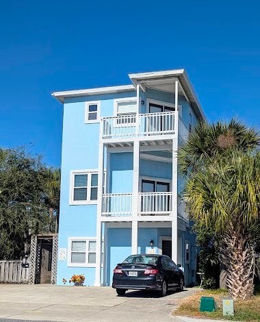 187 16th Ave S in Jacksonville Beach, FL - Foto de edificio