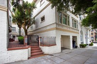 2612-2626 Van Ness Ave in San Francisco, CA - Building Photo - Building Photo