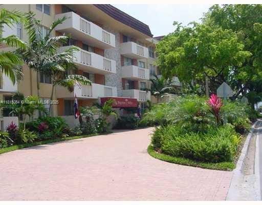 property at 1800 Sans Souci Blvd
