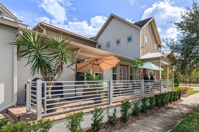 8809 Laureate Blvd in Orlando, FL - Building Photo - Building Photo