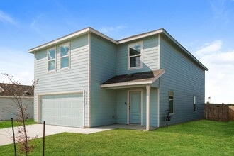 1616 Hummock Steep in New Braunfels, TX - Building Photo - Building Photo