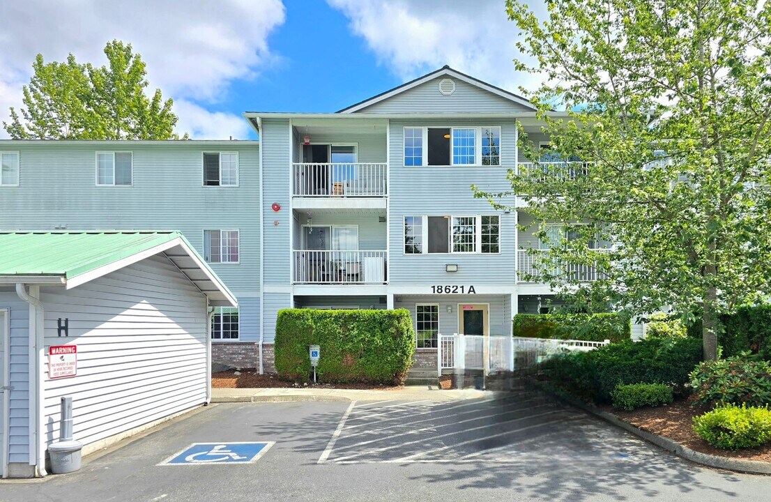 18621 Blueberry Ln in Monroe, WA - Building Photo