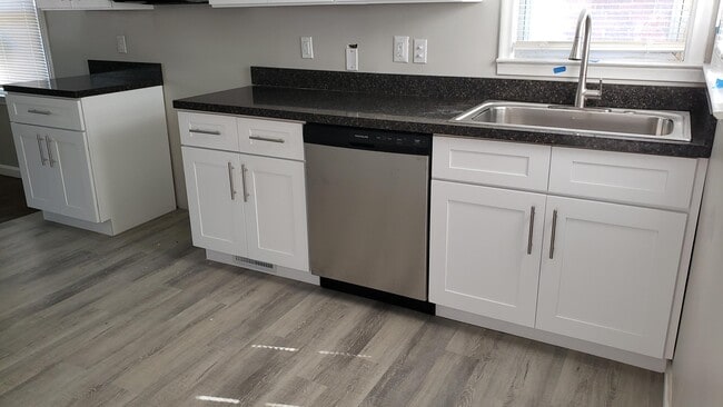 11357 Winston in Redford, MI - Building Photo - Building Photo