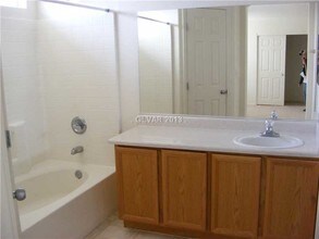 2076 Pillar Pointe St in Las Vegas, NV - Building Photo - Building Photo