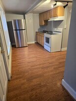 207 Pine St in Nashua, NH - Building Photo