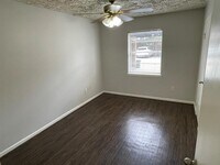 10922 Glenwolde Dr photo'