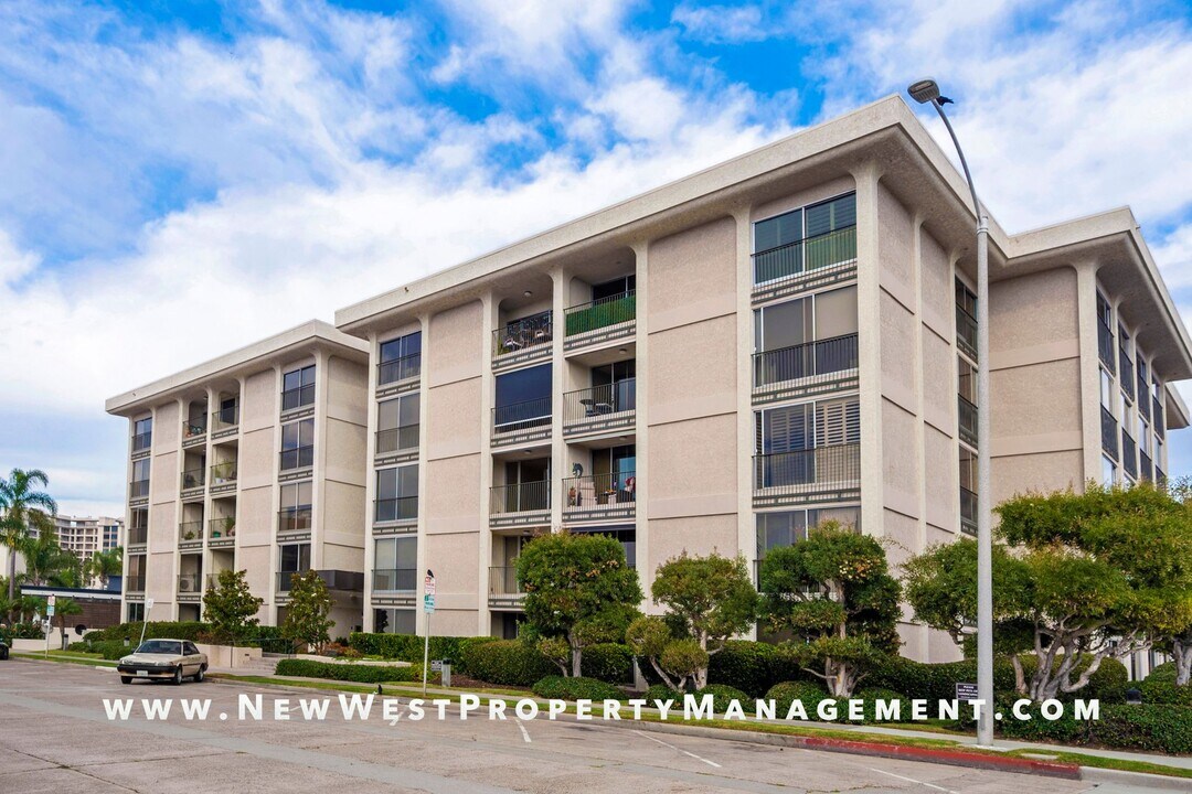 7811 Eads Ave in San Diego, CA - Building Photo