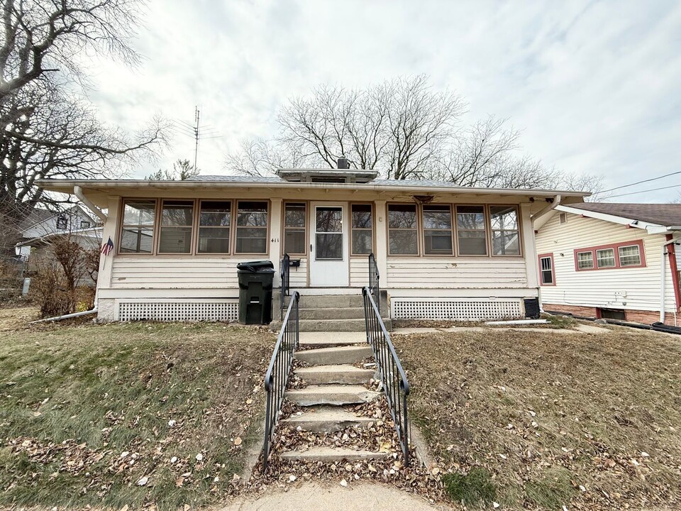 411 S Cecelia St in Sioux City, IA - Building Photo