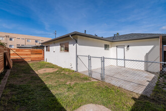 519 11th St in Imperial Beach, CA - Foto de edificio - Building Photo