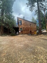 915 Harold Dr in Incline Village, NV - Foto de edificio - Building Photo