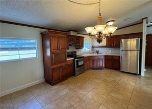 369 Bald Cypress Ave in Clewiston, FL - Building Photo - Building Photo