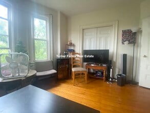108 Central St, Unit 2L in Somerville, MA - Building Photo - Building Photo
