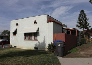 Jurupa Avenue Apartments in Riverside, CA - Building Photo - Building Photo