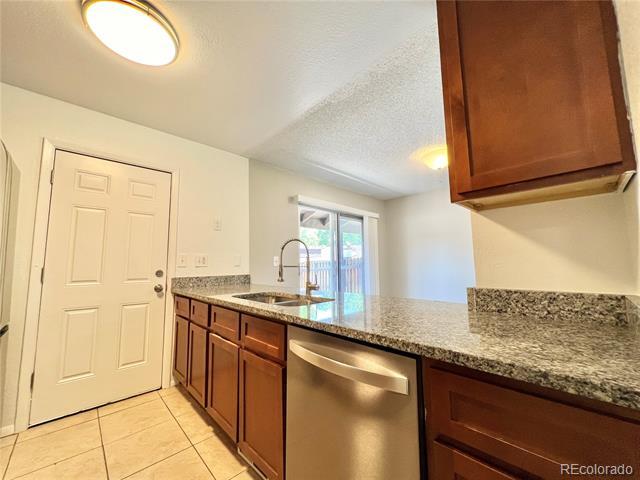 3739 S Granby Way in Aurora, CO - Building Photo - Building Photo
