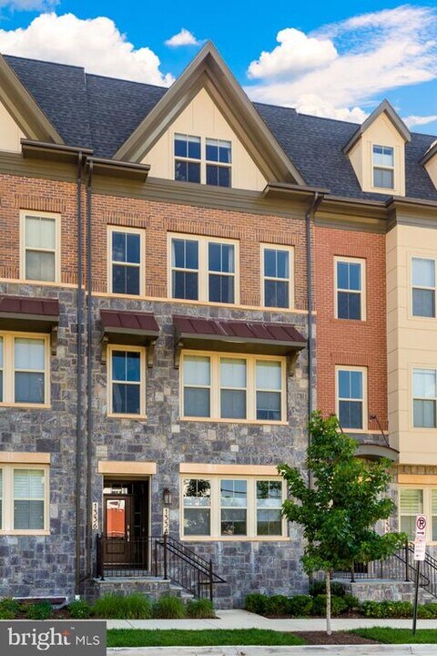 1336 S Rolfe St in Arlington, VA - Building Photo