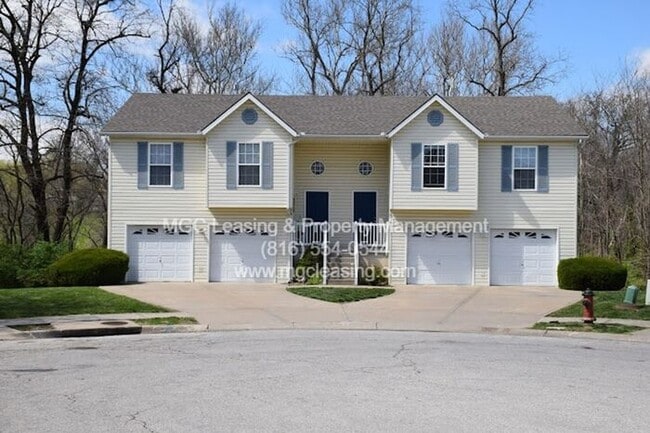 property at 5821 NE 42nd St