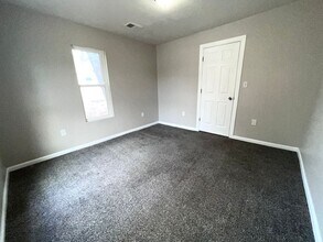 1404 North Ave NE in Grand Rapids, MI - Building Photo - Building Photo