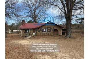 7112 Pine Grove Loop Rd in Bastrop, LA - Building Photo