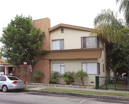 6422 Seville Ave in Huntington Park, CA - Building Photo