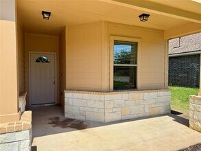 18717 Stewart Hill Dr in Montgomery, TX - Building Photo - Building Photo