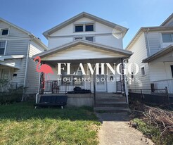 82 S Sperling Ave in Dayton, OH - Building Photo