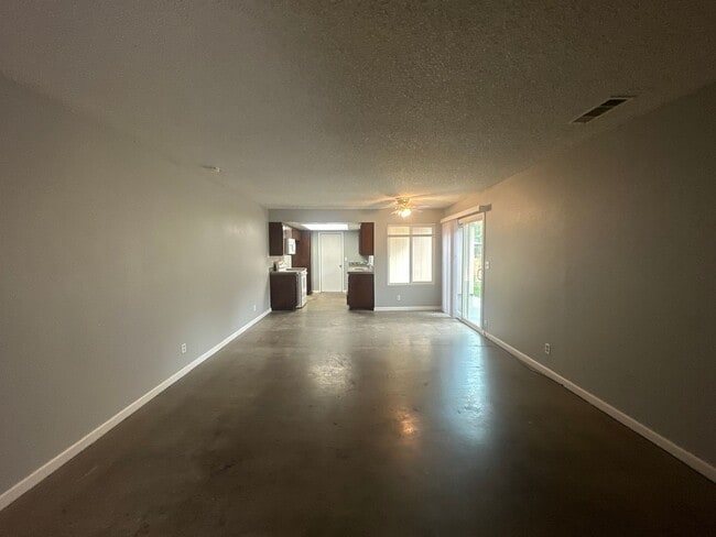 1331 Frankfort Ct in Merced, CA - Building Photo - Building Photo