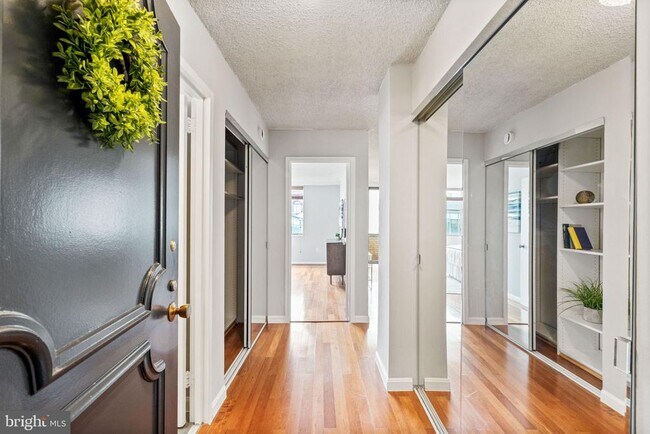 1325 18th St NW in Washington, DC - Building Photo - Building Photo