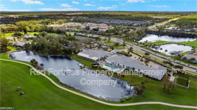 6700 Dennis Cir in Naples, FL - Foto de edificio - Building Photo