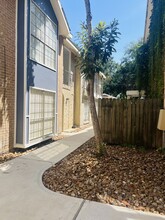 Third Street Apartments in League City, TX - Building Photo - Building Photo