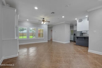 188 E Edith Rd in Milton, LA - Building Photo - Building Photo
