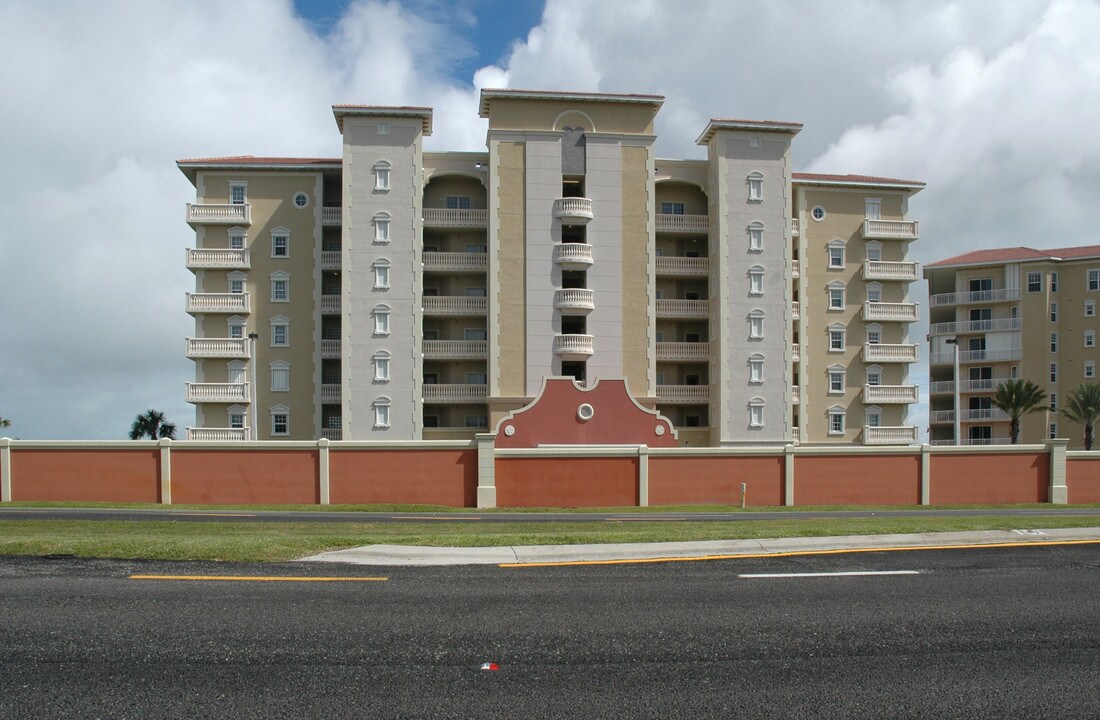 Venetian Bay in Palm Bay, FL - Building Photo