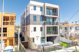 5230 Cahuenga in North Hollywood, CA - Building Photo