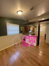 5415 S Gulley Rd in Dearborn Heights, MI - Building Photo - Building Photo