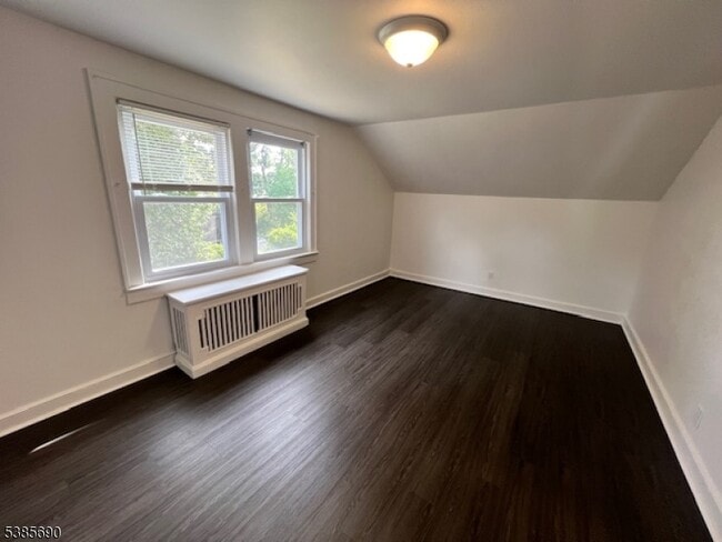 27 Main Ave in North Haledon, NJ - Building Photo - Building Photo