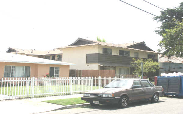 6048 King Ave in Maywood, CA - Building Photo - Building Photo