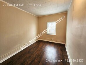 22 Harlem Ave in Mckees Rocks, PA - Building Photo - Building Photo