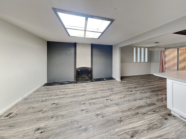 756 E Pontiac Dr in Salt Lake City, UT - Building Photo - Building Photo