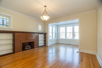 3033 W Gunnison St in Chicago, IL - Building Photo - Building Photo