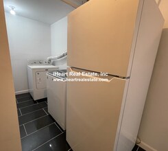 474 E 7th St, Unit 1 in Boston, MA - Building Photo - Building Photo