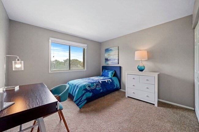 Flats at Gladstone in Glendale Heights, IL - Foto de edificio - Building Photo