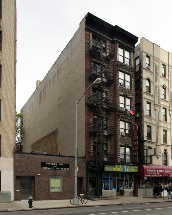 195 Madison St in New York, NY - Building Photo