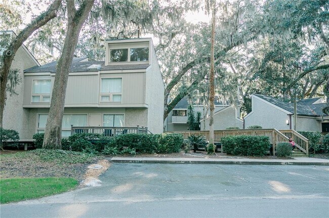 409 Fairway Villas in St. Simons Island, GA - Building Photo - Building Photo