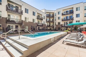 VENUE ON 16TH in Denver, CO - Foto de edificio - Building Photo
