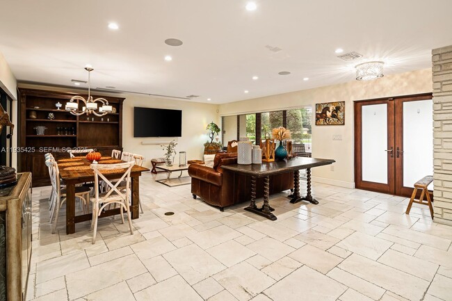 9890 SW 138th St in Miami, FL - Building Photo - Building Photo